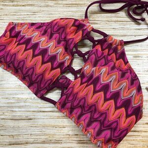 DD-44 Hula Honey High-neck crochet-look bikini top PINK MULTI size S NEW